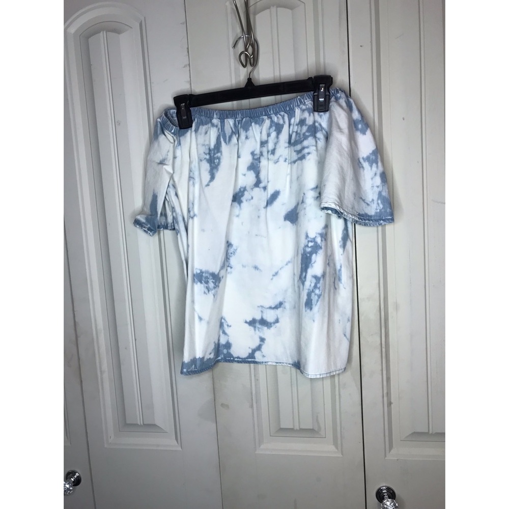Boutique off the shoulder acid wash top